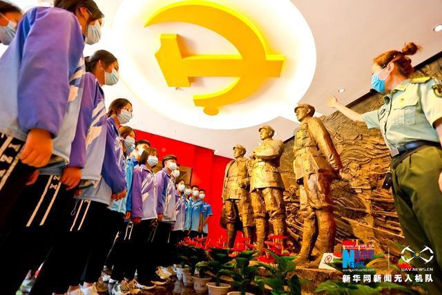 清官难断家务事，纪晓岚徇私舞弊包庇亲家，牵扯进乾隆第一贪污案